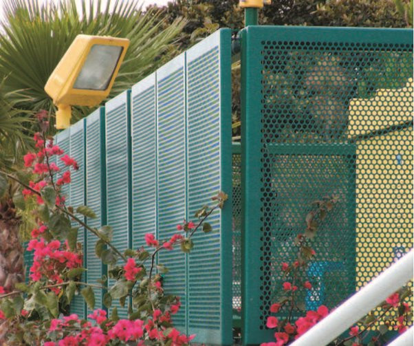 trường hợp công ty mới nhất về Ứng dụng tấm nhôm đục lỗ